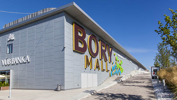referencia Bory mall Bratislava